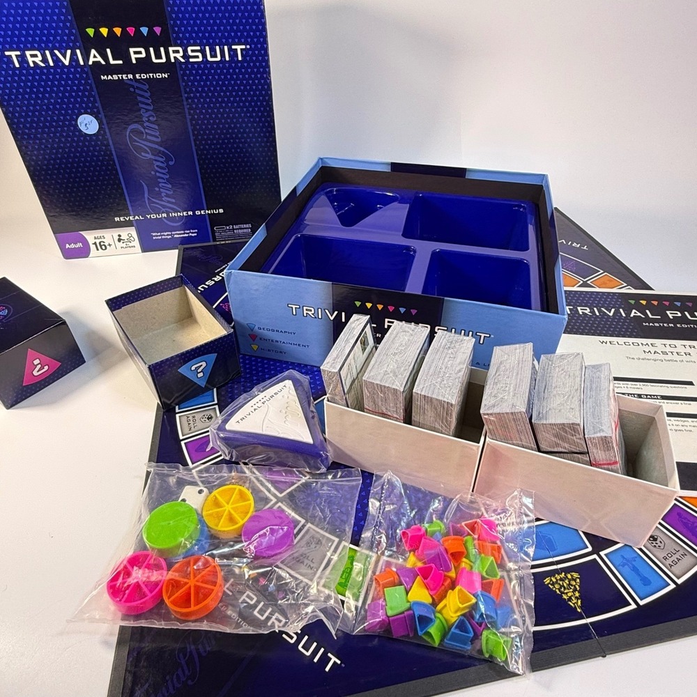 Trivial Pursuit Master Edition‎ Board Game Adult Ages 16 Plus - open box - Picture 8 of 14